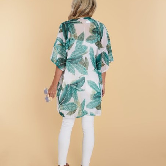Green & Cream Leaves Kimono - Picture 2 of 5